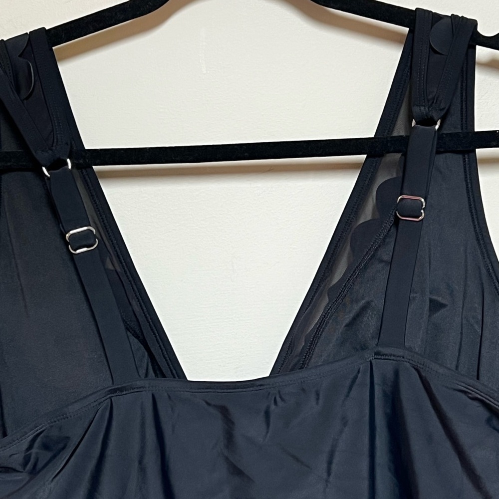 Cupshe Black One Piece Swimsuit - Picture 7 of 9